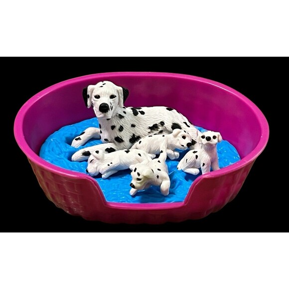 Vintage 1994 Puppy In My Pocket Dalmatian Mimi with 4 Puppies Family Hasbro - Picture 1 of 5